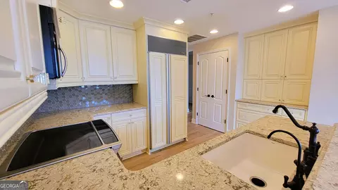 3475 Oak Valley Rd NE #2440, Atlanta, GA 30326