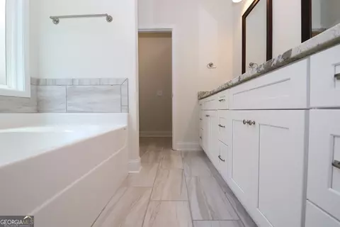 Entry Way - 112 Celebration Blvd, Lagrange, GA 30241 photo 1 of 1
