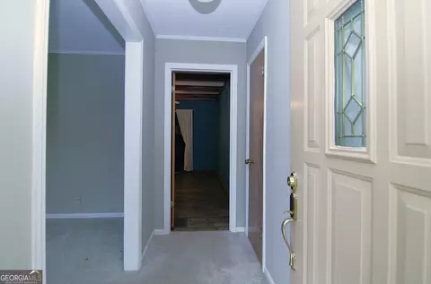 Entry Way - 350 Laurel Ln, Lagrange, GA 30241 photo 2 of 2