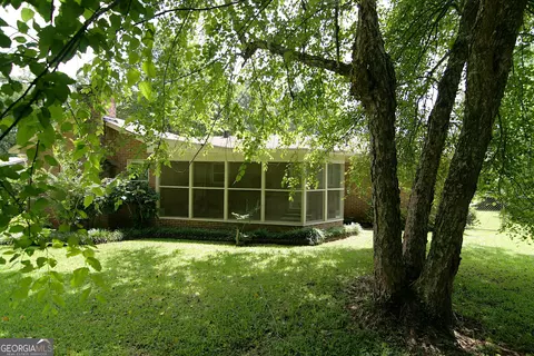 Exterior - 350 Laurel Ln, Lagrange, GA 30241 photo 7 of 11