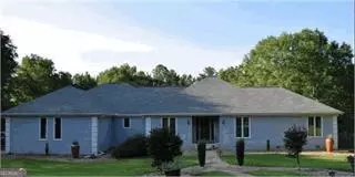 1455 River Cove Rd, Social Circle, GA 30025