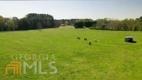 460 Dixie Rd, Covington, GA 30014