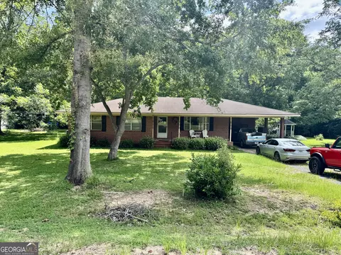 304 Mcwhorter St, Unadilla, GA 31091