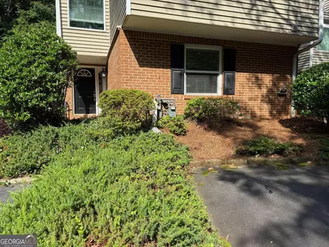40 Dunwoody Springs Dr, Atlanta, GA 30328