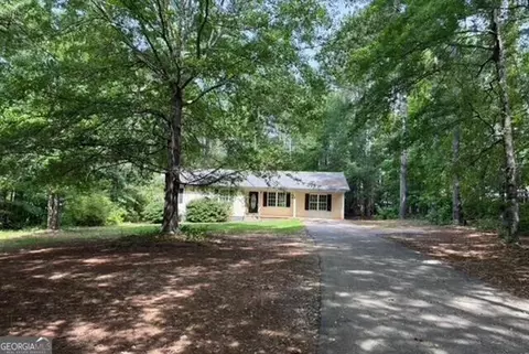 220 Eve Cir, Griffin, GA 30224