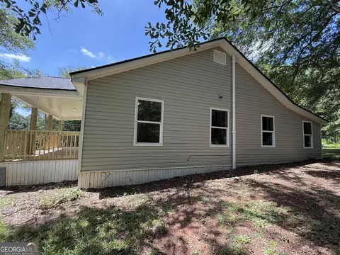 Exterior - 180 Pine Cir, Lagrange, GA 30241 photo 5 of 18