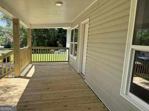 Exterior - 180 Pine Cir, Lagrange, GA 30241 photo 4 of 18