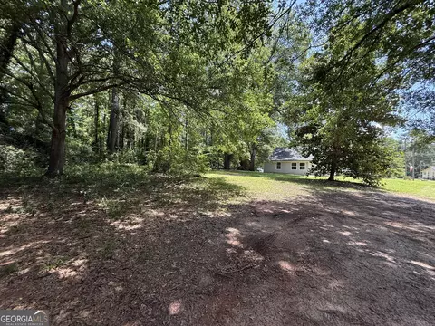 Exterior - 180 Pine Cir, Lagrange, GA 30241 photo 14 of 18