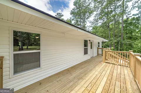 Exterior - 146 Rivers Rd, Williamson, GA 30292 photo 7 of 14