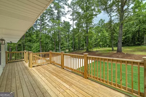 Exterior - 146 Rivers Rd, Williamson, GA 30292 photo 12 of 14