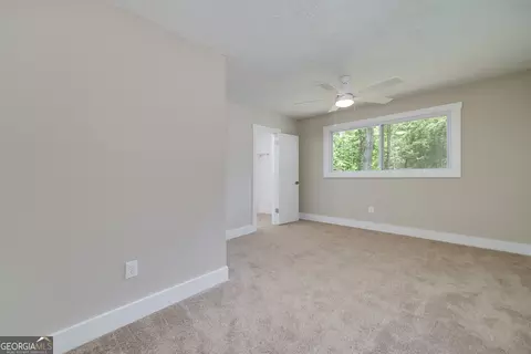 Bedroom - 146 Rivers Rd, Williamson, GA 30292 photo 6 of 7