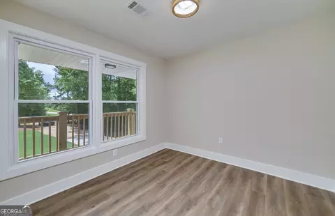Bedroom - 146 Rivers Rd, Williamson, GA 30292 photo 1 of 7