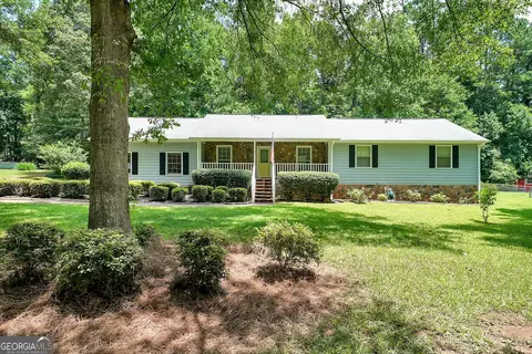 180 Kim Trl, Stockbridge, GA 30281