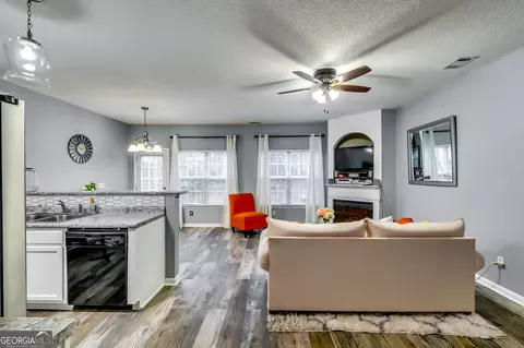 7750 Carnegie Dr, Fairburn, GA 30213 photo 5