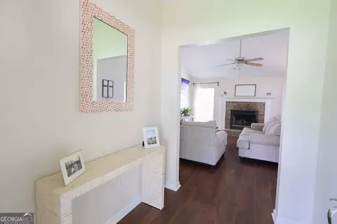 Entry Way - 113 Heather Pl, Centerville, GA 31028 photo 1 of 2