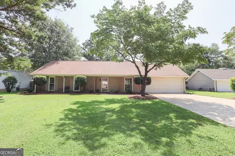 113 Heather Pl, Centerville, GA 31028