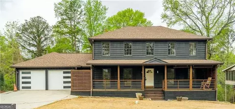 5254 Greenpoint Dr, Stone Mountain, GA 30088