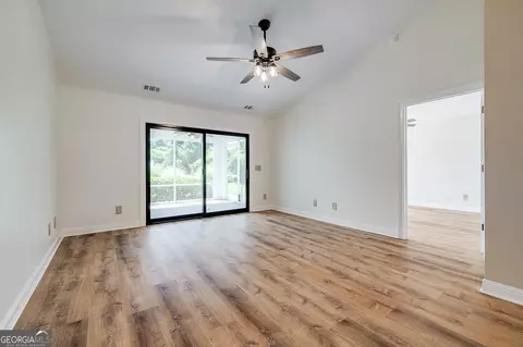 Living - 1 Rivermoor Ct, Savannah, GA 31407 photo 1 of 4