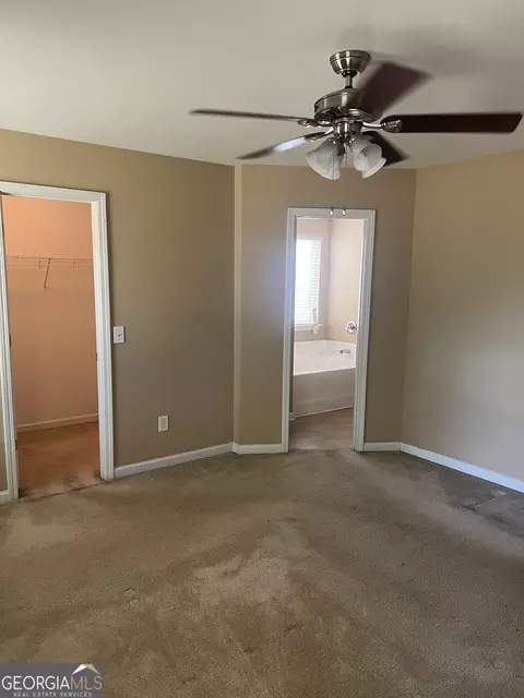 Bedroom - 152 Back Cedar Ln, Warner Robins, GA 31093 photo 2 of 10
