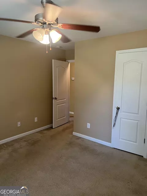 Bedroom - 152 Back Cedar Ln, Warner Robins, GA 31093 photo 7 of 10