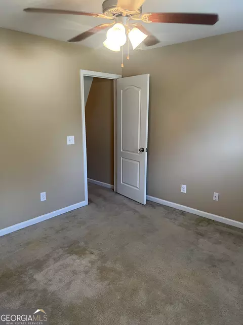 Bedroom - 152 Back Cedar Ln, Warner Robins, GA 31093 photo 9 of 10