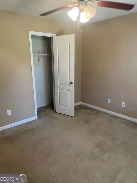 Bedroom - 152 Back Cedar Ln, Warner Robins, GA 31093 photo 4 of 10