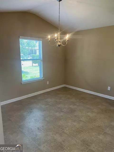 Dining - 152 Back Cedar Ln, Warner Robins, GA 31093 photo 1 of 1