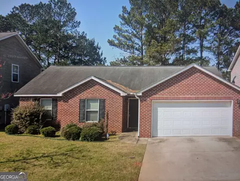 152 Back Cedar Ln, Warner Robins, GA 31093