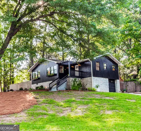706 Powder Springs St SE, Smyrna, GA 30080