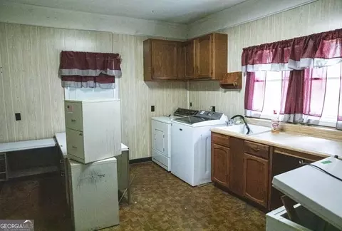 Other - 376 Covington St, Jackson, GA 30233 photo 5 of 16