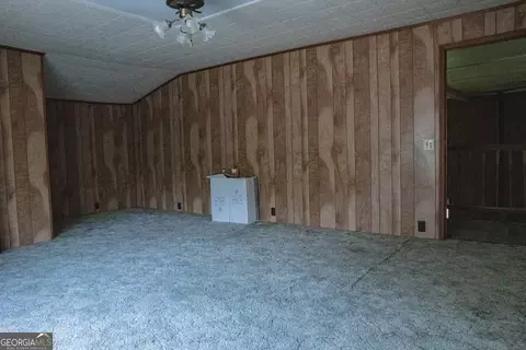 Bedroom - 376 Covington St, Jackson, GA 30233 photo 2 of 15
