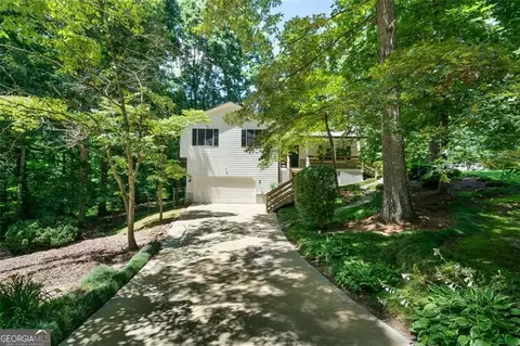 86 Kelly Ln, Dallas, GA 30157