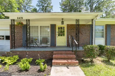 1784 Treymire Ct, Stone Mountain, GA 30088