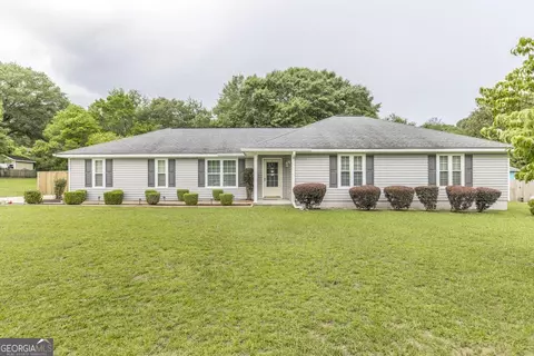 105 Shadow Ln, Warner Robins, GA 31088