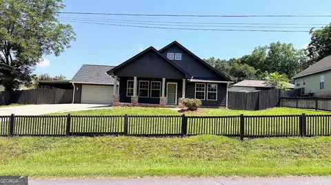 331 E Columbus St, Dadeville, AL 36853
