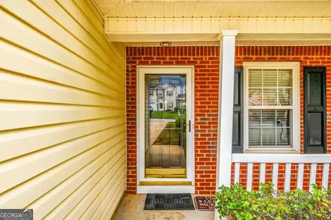 455 Lakeside Cir, Covington, GA 30016 photo 2