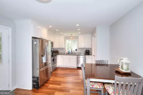 Kitchen - 62 Irene St, Toccoa, GA 30577 photo 1 of 2