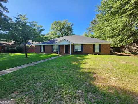 1913 Stuart Ave, Albany, GA 31707