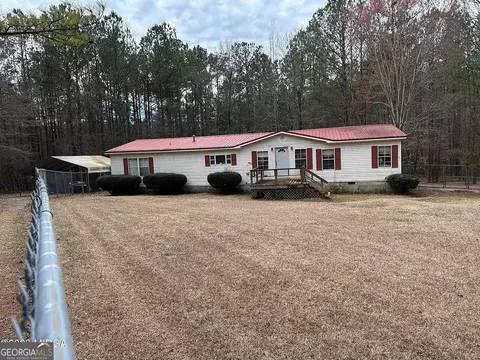 905 Natures Trl, Forsyth, GA 31029