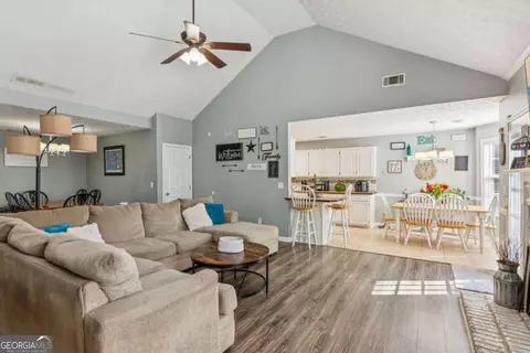 182 Regency Dr, Bethlehem, GA 30620 photo 7
