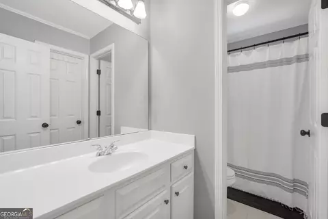 Bath - 100 Castlebrook Chase, Tyrone, GA 30290 photo 14 of 17