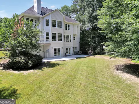 Exterior - 100 Castlebrook Chase, Tyrone, GA 30290 photo 12 of 12
