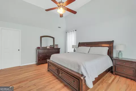 Bedroom - 100 Castlebrook Chase, Tyrone, GA 30290 photo 3 of 6