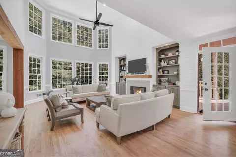 Living - 100 Castlebrook Chase, Tyrone, GA 30290 photo 1 of 2