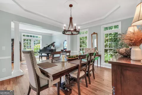 Dining - 100 Castlebrook Chase, Tyrone, GA 30290 photo 2 of 4
