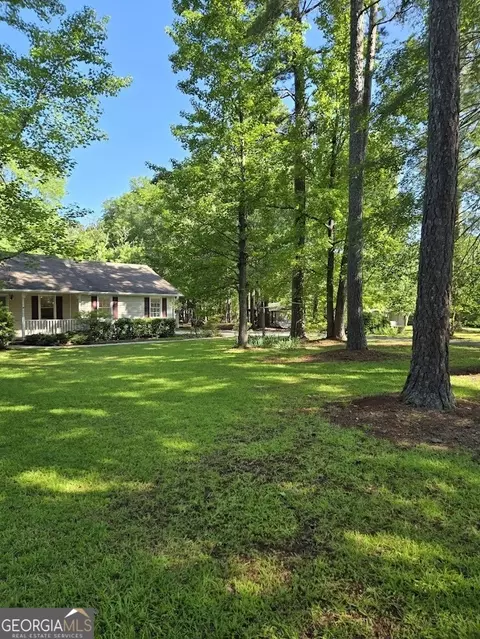Exterior - 140 Dixie Ln, Covington, GA 30014 photo 2 of 14