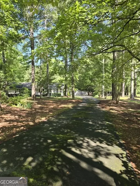 Exterior - 140 Dixie Ln, Covington, GA 30014 photo 13 of 14