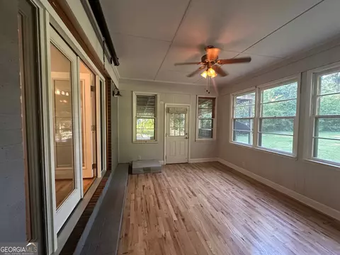 Exterior - 1408 Main St, Perry, GA 31069 photo 6 of 12