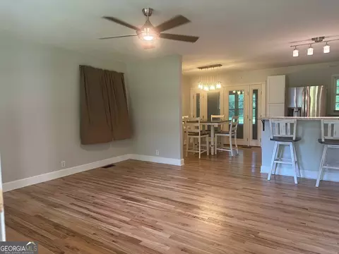 Living - 1408 Main St, Perry, GA 31069 photo 2 of 2