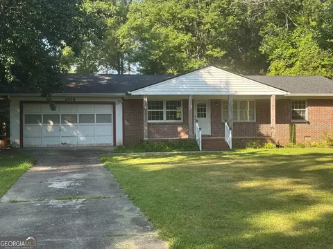 1408 Main St, Perry, GA 31069